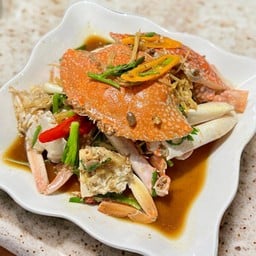 ปูม้าผัดต้นหอม
