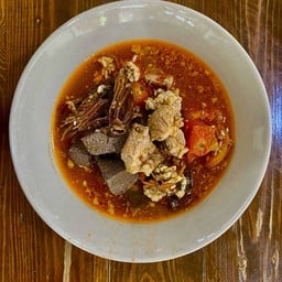 เกาเหลาน้ำเงี้ยว