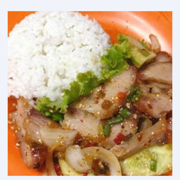 ข้าวยำคอหมูย่าง