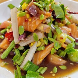 ตำไหลบัว (ปลาร้า) (ในรูปเป็นภาพประกอบนะคะ)