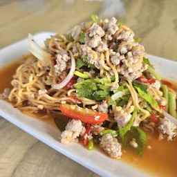 ยำมาม่า   (โปรดเลือก 1 รายการ)