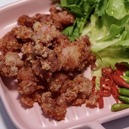 แหนมซี่โครงทอด