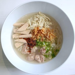 ก๋วยจั๊บญวนธรรมดา