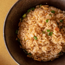 ข้าวผัดกระเทียม