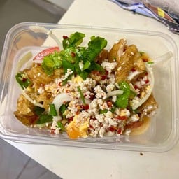 ยำไข่ดาว ไก่สับ