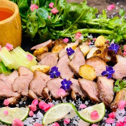 เสือร้องไห้โคขุนบราห์มัน  หมักซอสสูตรพิเศษทางร้าน น้ำจิ้มลับเฉพาะ (ฟันต้องแข็งแรงจริงๆ สั่งได้)