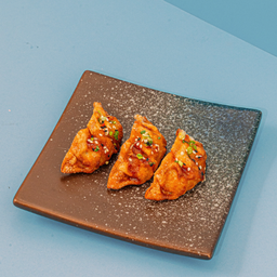 เกี๊ยวซ่าซอสมิโซะ (3 ชิ้น)