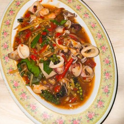 กุ้ง-ปลาหมึกผัดฉ่า