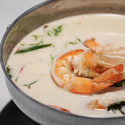 แกงกะทิใบเหลียงกุ้งสด