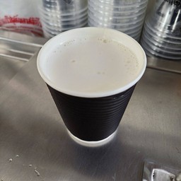 นมสดร้อน