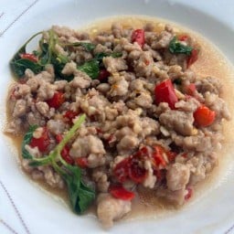 กะเพราน้องนิริน พลา บ้านฉาง