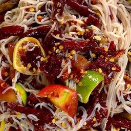 ตำซั่วขนมจีน