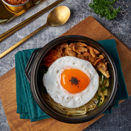 บิบิมบับ (เนื้อย่าง)