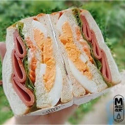 Mee Milk Mee Sandwich