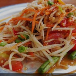 ก๋วยเตี๋ยวเรืออยุธยาข้างวัดป่าเดื่อ