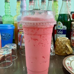 นมสตรอเบอร์รี่