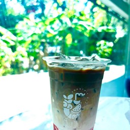 Strawberry Cream Latte