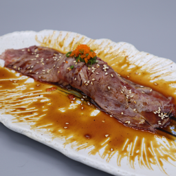 (GS31) Beef Sushi