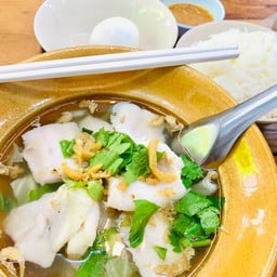 เกาเหลาปลา+ข้าวสวย
