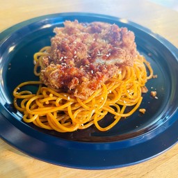 สปาเกตตี้ซอสเผ็ดเกาหลีหน้าหมูทอด