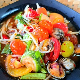 ตำหอยแครงไข่แดง