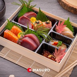 รวมวัตถุดิบจากท้องทะเลไว้ด้วยกัน 7 ชนิด