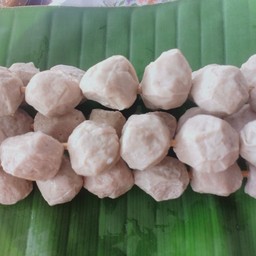 ลูกชิ้นหมู