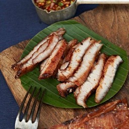 คอหมูย่าง