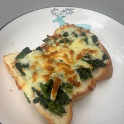 ปังพิซซ่าชีสยืด