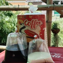 โอเลี้ยง  ยกล้อ