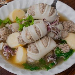 ต้มจืดหมึกยัดใส้หมูสับ