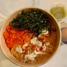 ข้าวหน้าแซลมอนดองซีอิ๊ว