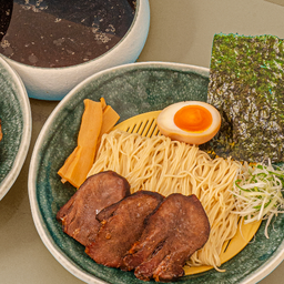 กิวตันทรัฟเฟิลโชยุ