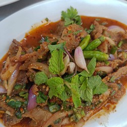น้ำตกหมู