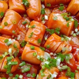 ไส้กรอกน้ำแดง