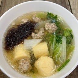 แกงจืดเต้าหู้ หมูสับ