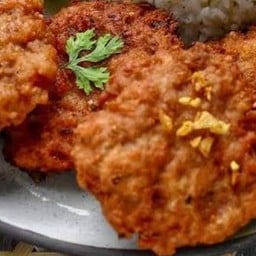 ไก่ก้อนกระเทียมวุ้นเส้น