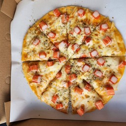 พิซซ่าถาด  ปูอัดชีส