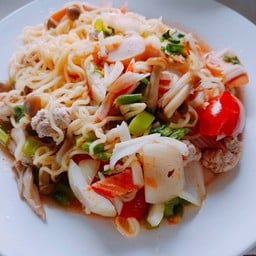 ยำมาม่าไก่สับ