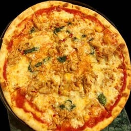 พิซซ่ากะเพราไก่/Pizza Chicken Holy Basil