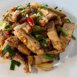 คั่วพริกเกลือ (กับข้าว)