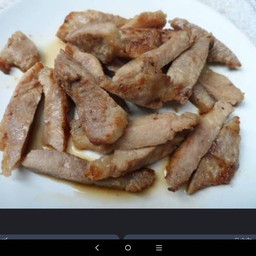 นมหมูย่าง