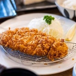 Spicy Katsu Omakase Cheese
とりカツ おまかせ สตูว์กรอบชีส