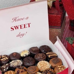 Banana 20 pcs (เค้กกล้วยหอม 20 ชิ้น)