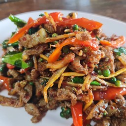 ผัดเผ็ดหมูป่า