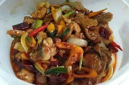 ผัดพริกเผา  ราดข้าว