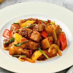 ผัดพริกเผาหมูกรอบ