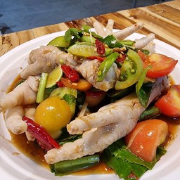 เกาเหลาตีนไก่