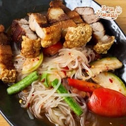 ตำเส้นเล็ก & แจ่วฮ้อน By อีสานบ้านเหนือ ESBN