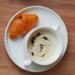 ซุปเห็ดทรัฟเฟิล มินิครัวซอง